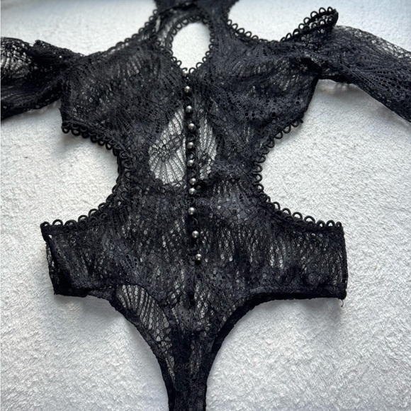 ASILIO black lace bodysuit small - Picture 3 of 8